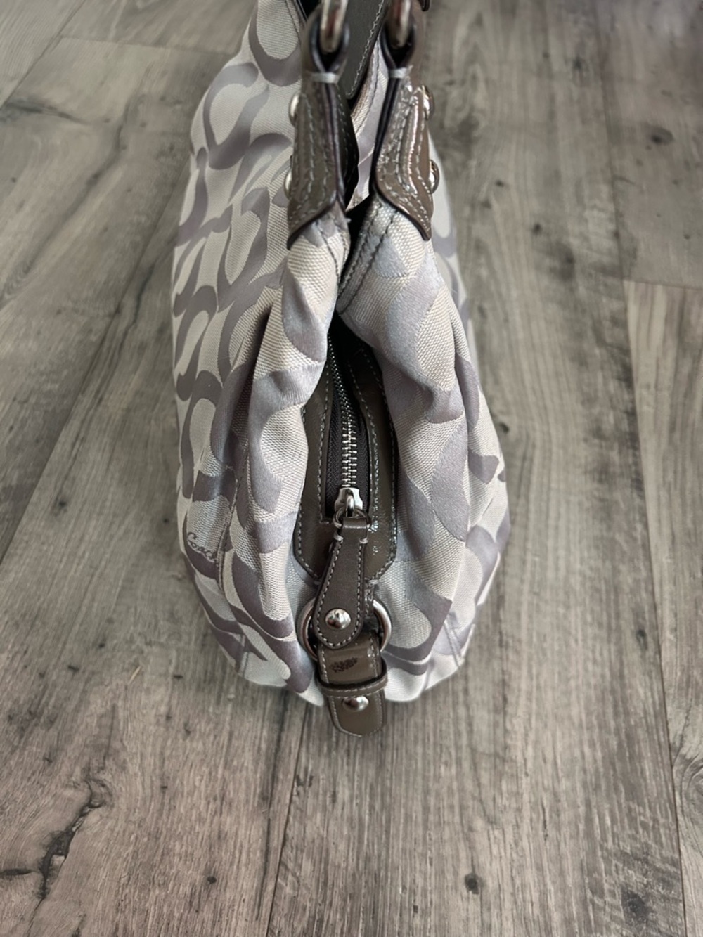 Coach Madison Op Art Hobo Shoulder Bag Silver Purple Lining - Picture 5 of 16